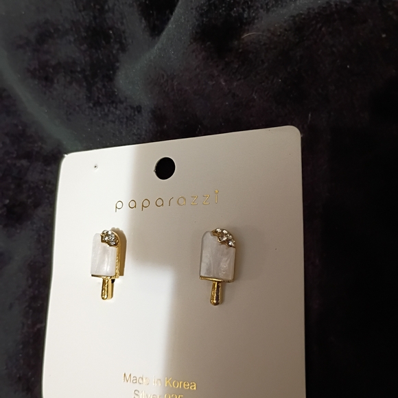 Paparazzi Gold And Opal Popsicle Earrings - Picture 3 of 5